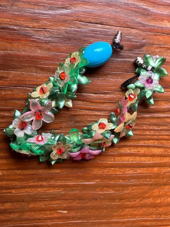 Whimsical 3D Flower & Leaf Beaded Statement Bracelet - Picture 3 of 12